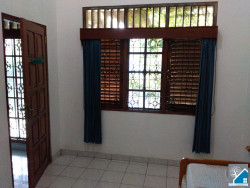 DIJUAL RUMAH DAN KOST LOKASI DERESAN SLEMAN YOGYAKARTA (Manggung, Caturtunggal, Kec. Depok, Kabupate