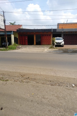 Jual RUKO di PURWAKARTA lokasi STRATEGIS,pinggir JALAN BESAR/JALAN UTAMA PROPINSI,hub 0896 6430 4842