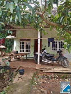 Jual rumah kampung di Jakarta timur